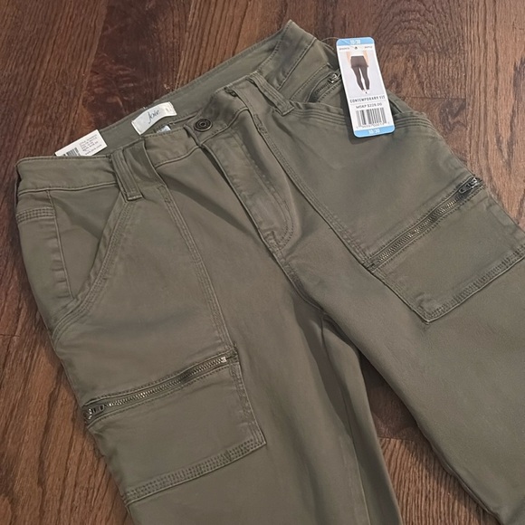 Joie Olive Skinny Jeans​ - Picture 7 of 12